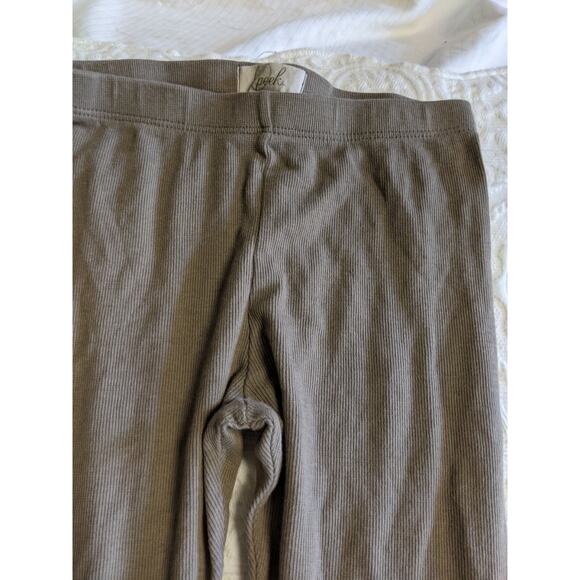 Peek girls sz. 8 khaki ribbed legging pants. Soft, great shape - Picture 8 of 9